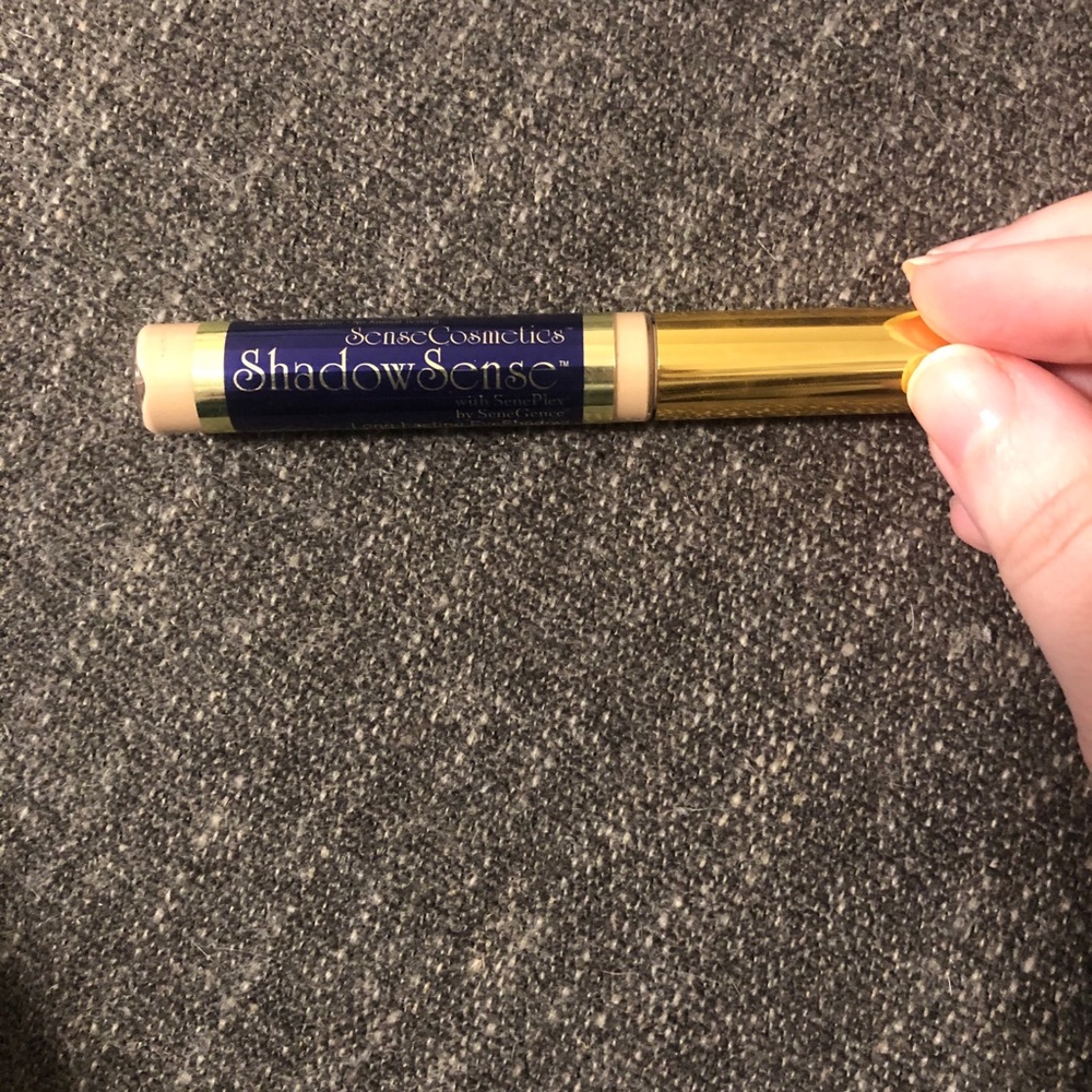 ShadowSense Sandstone Pearl eyeshadow